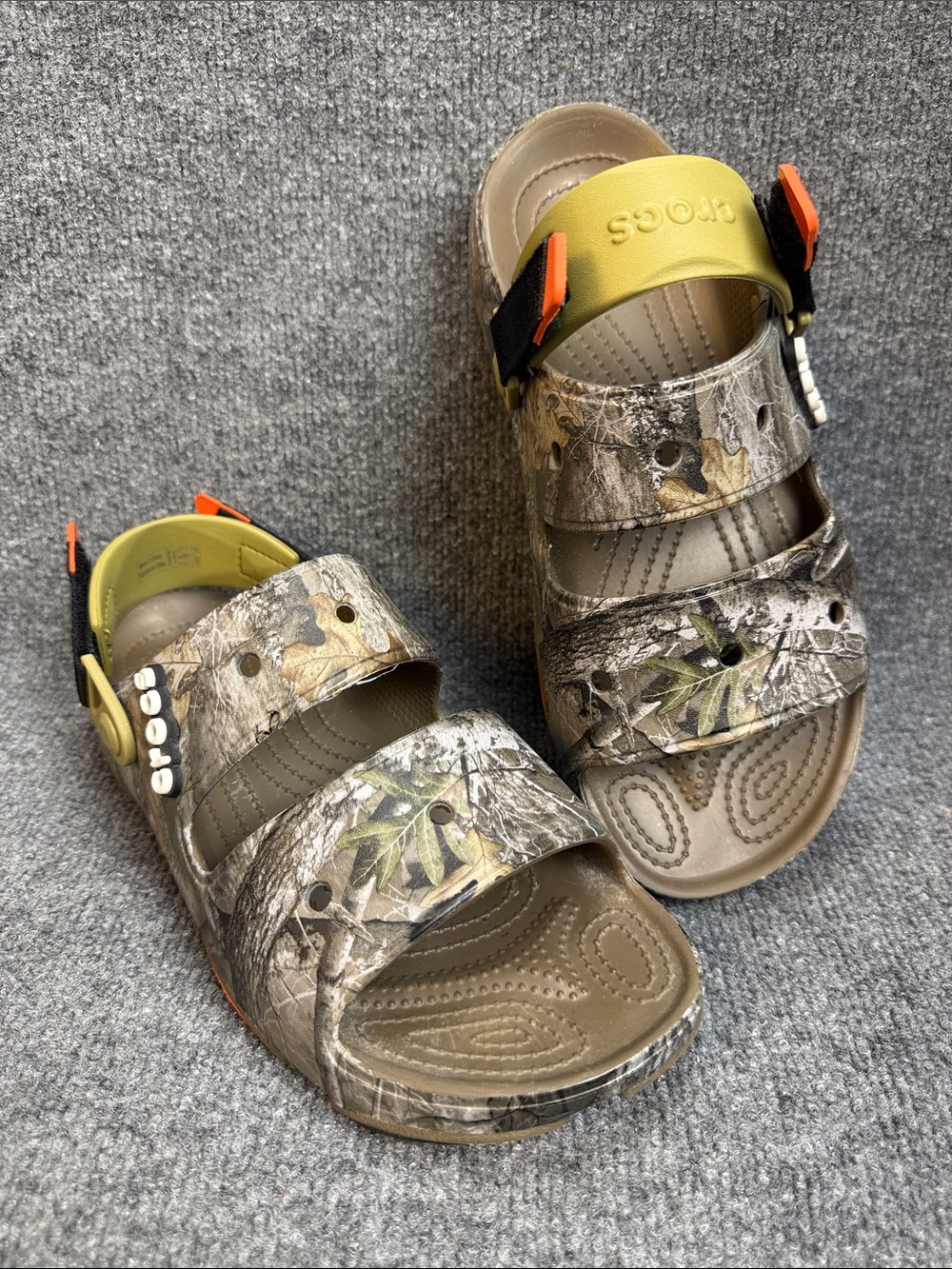 CROCS Men’s Camouflage Sandals Size 10